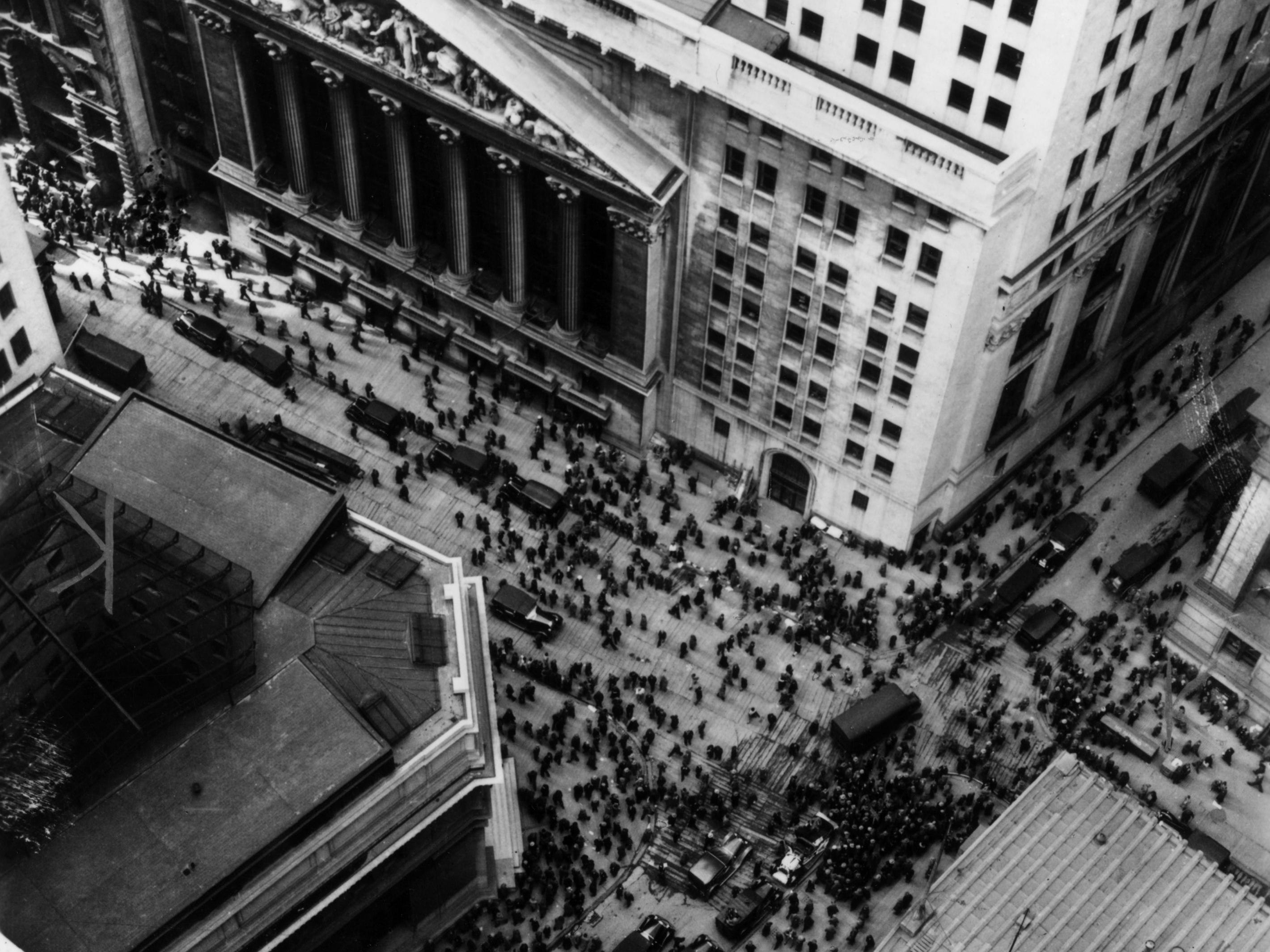 Crowds outside of the New York Stock Exchange during the stock market crash of 1929