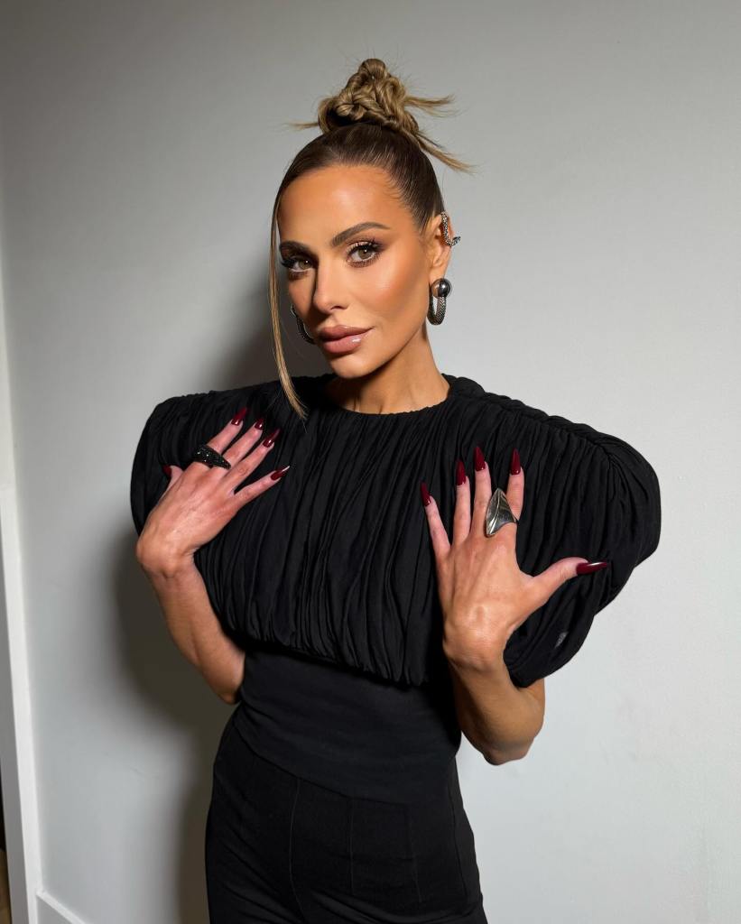 Dorit Kemsley