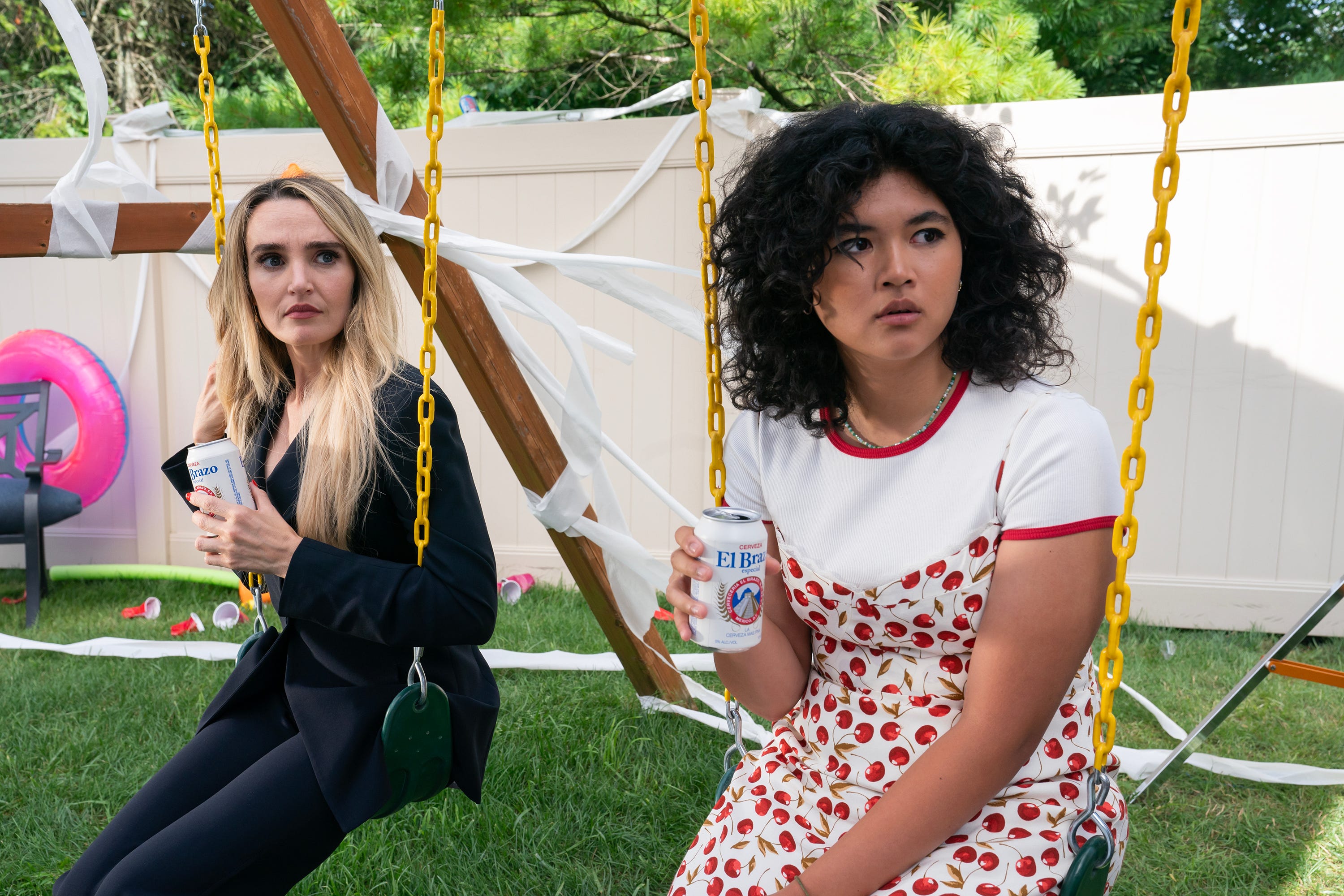 Chloe Fineman and Sam Morelos in