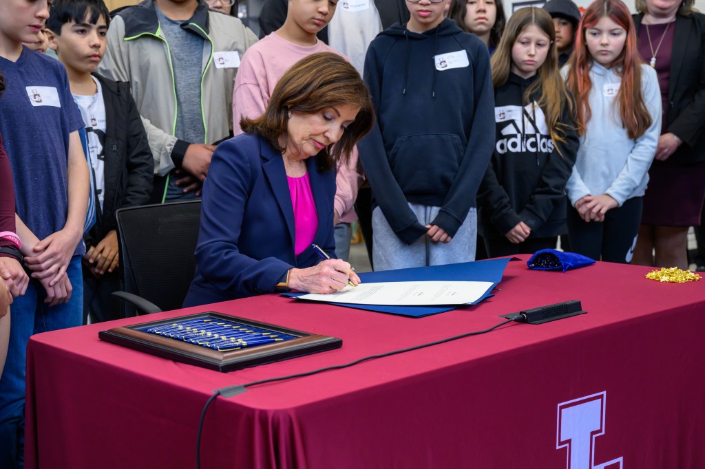 Gov. Kathy Hochul announces FY26 budget investments in distraction-free schools.