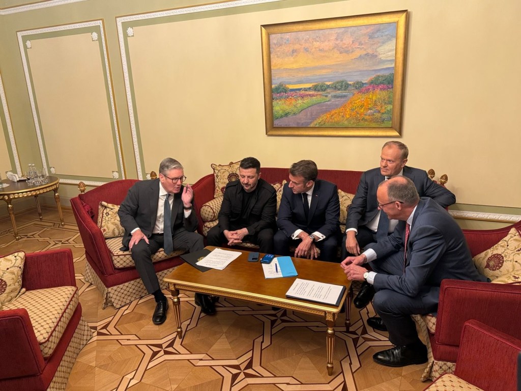 Following the Coalition of the Willing meeting in Kyiv, all five leaders Volodymyr Zelenskyy, Emmanuel Macron, Bundeskanzler Friedrich Merz, Donald Tusk, and Keir Starmer had a fruitful call with Donald Trump focused on peace efforts.
