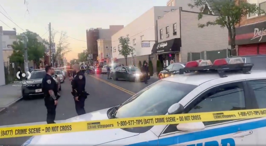  gunman fleeing a traffic stop on Staten Island opened fire on a police cruiser, brazenly shooting through his own windshield and hitting the car