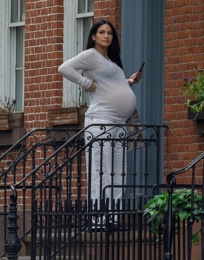 Cassie Ventura pregnant.