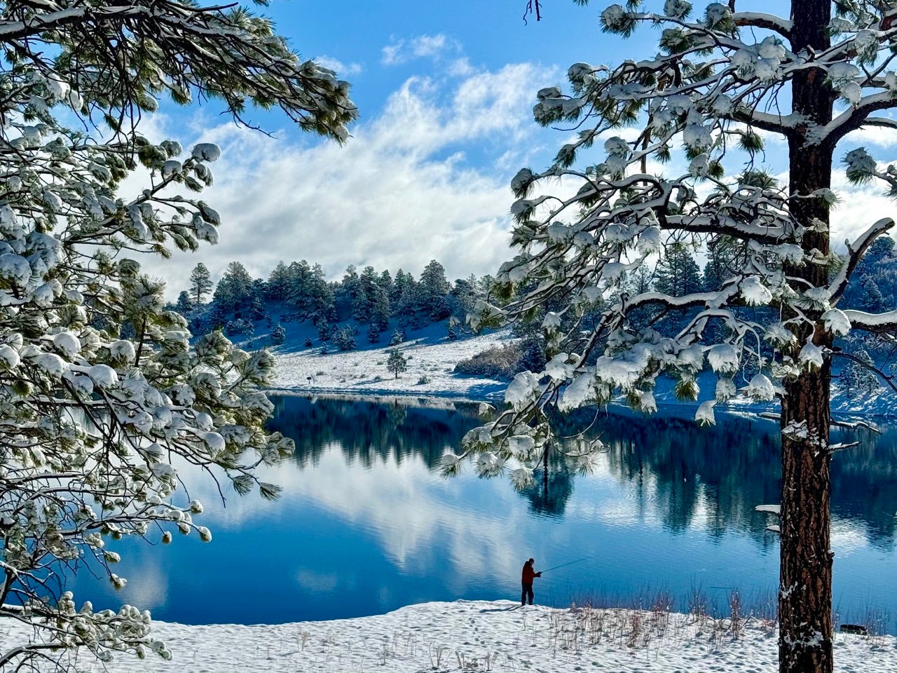 Bernal Lake surrounded by snow
