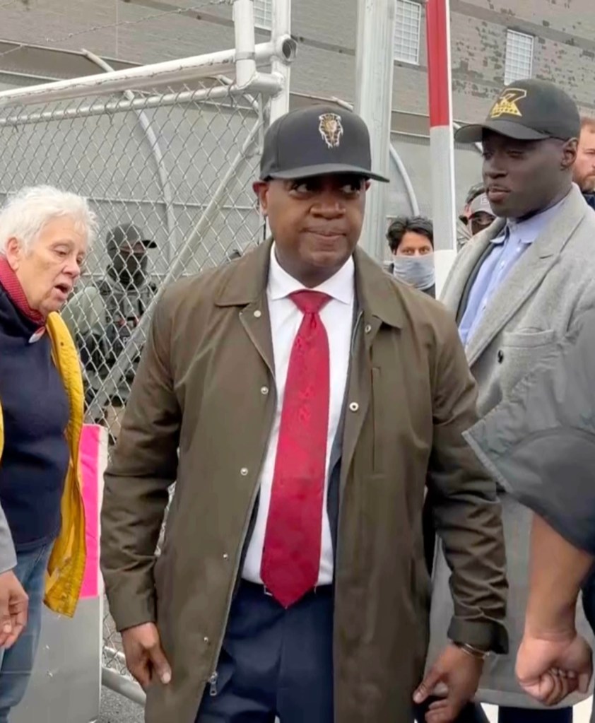 Newark Mayor Ras Baraka was arrested by US Immigrations and Customs Enforcement agents Friday afternoon, outside of the Delaney Hall ICE detention center 