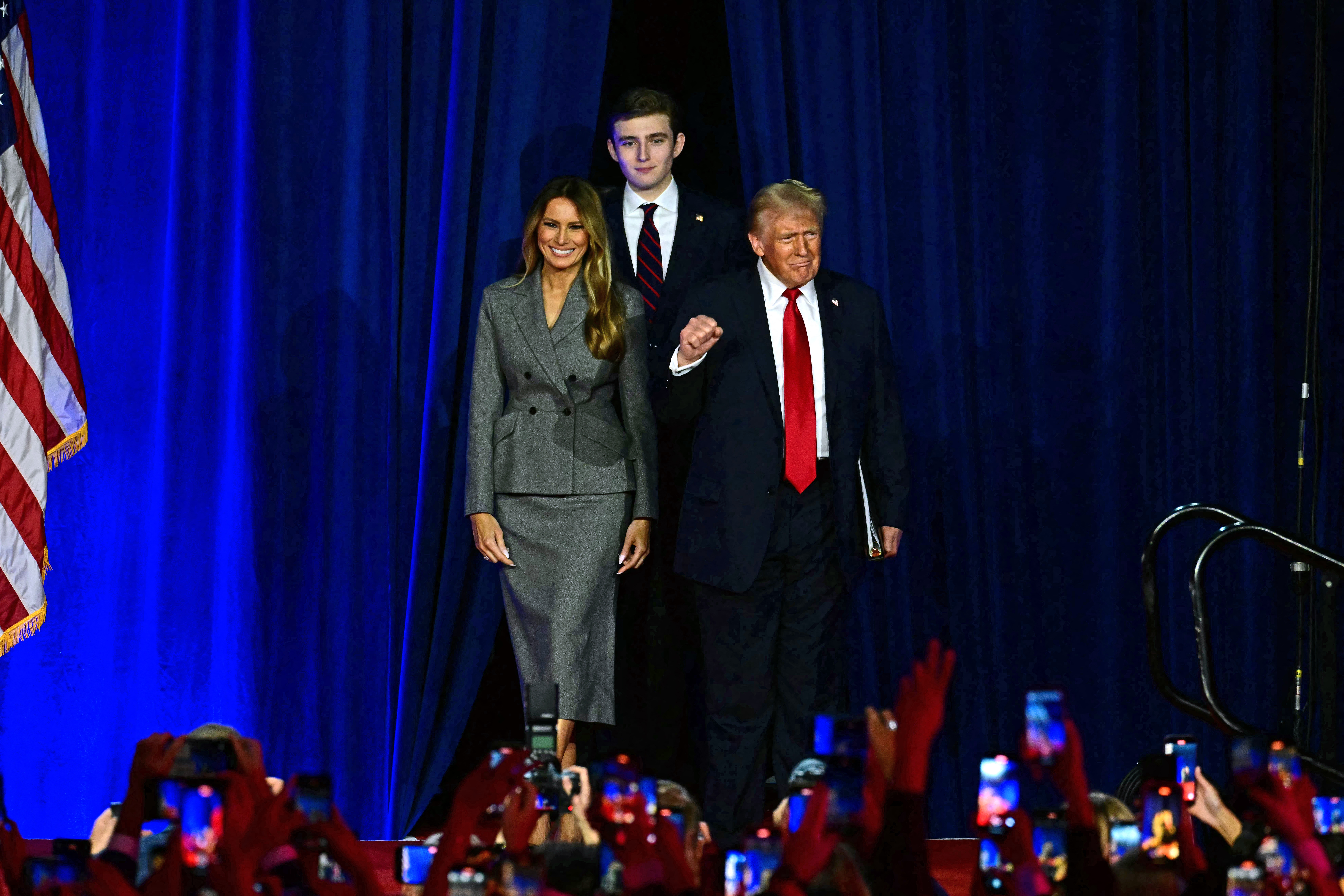 Melania Trump, Barron Trump and Donald Trump.