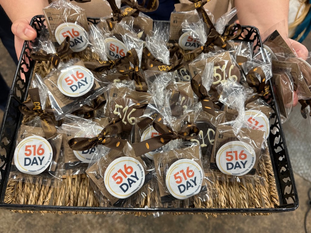 516 Day cookies celebrating Long Island small businesses. 