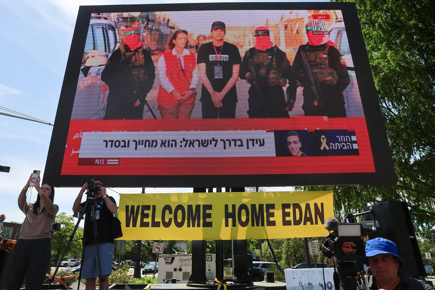 Hundreds of friends, family, and residents gather downtown to watch the release of Edan Alexander, believed to be the last living U.S. citizen kidnapped by Hamas, seen in Tenafly, New Jersey, on May 12.