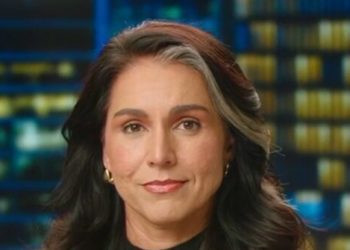 DNI Gabbard: Comey Should Be ‘Put Behind Bars’ for ‘Issuing a Hit’ on Trump