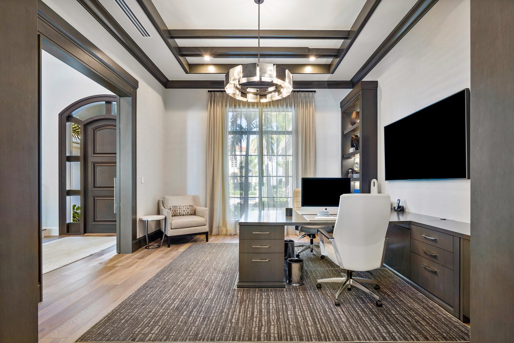 Travis Kelce's luxurious $20M Florida home