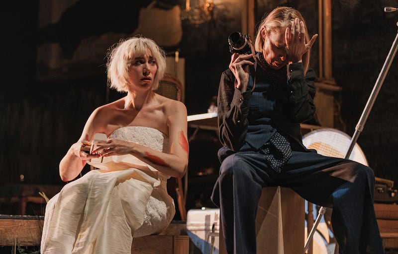 Madeline Wise and Elizabeth Marvel in Five Models in Ruins, 1981.