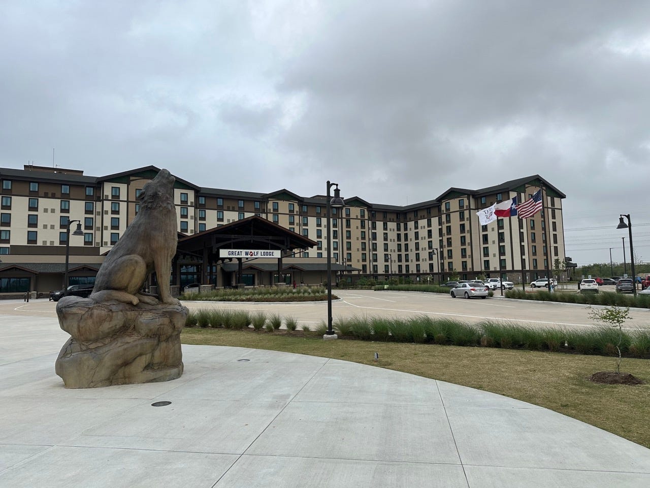 Great Wolf Lodge exterior