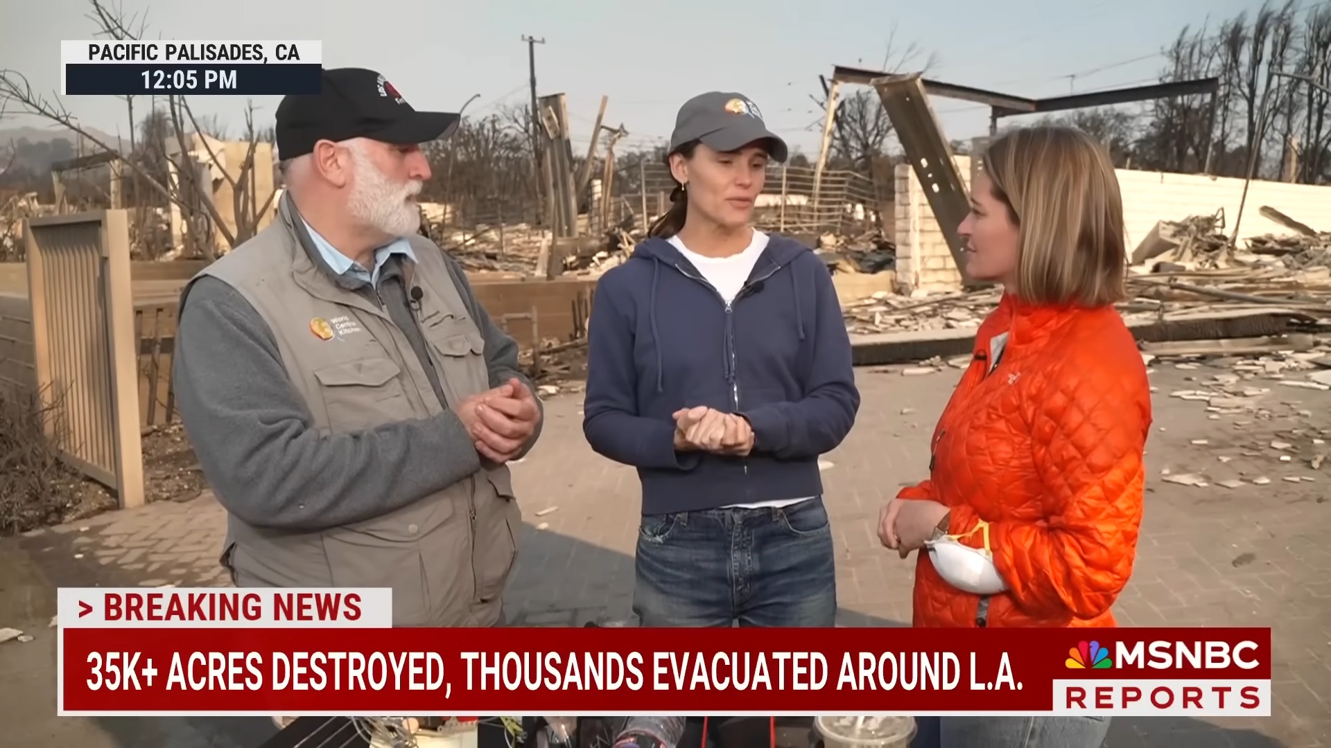 Jennifer Garner helps her LA community after the wildfires.