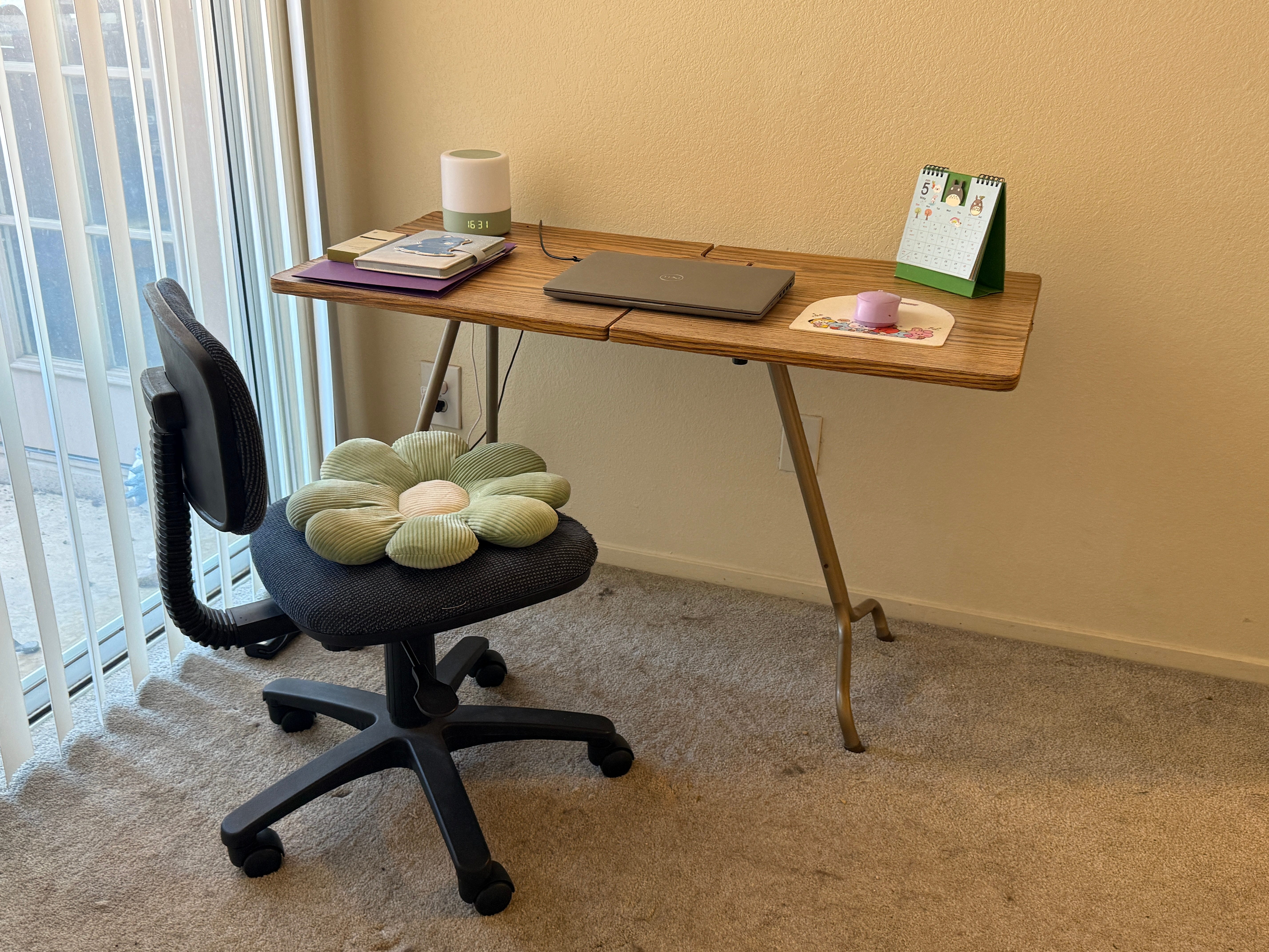 Swivel chair at a desk