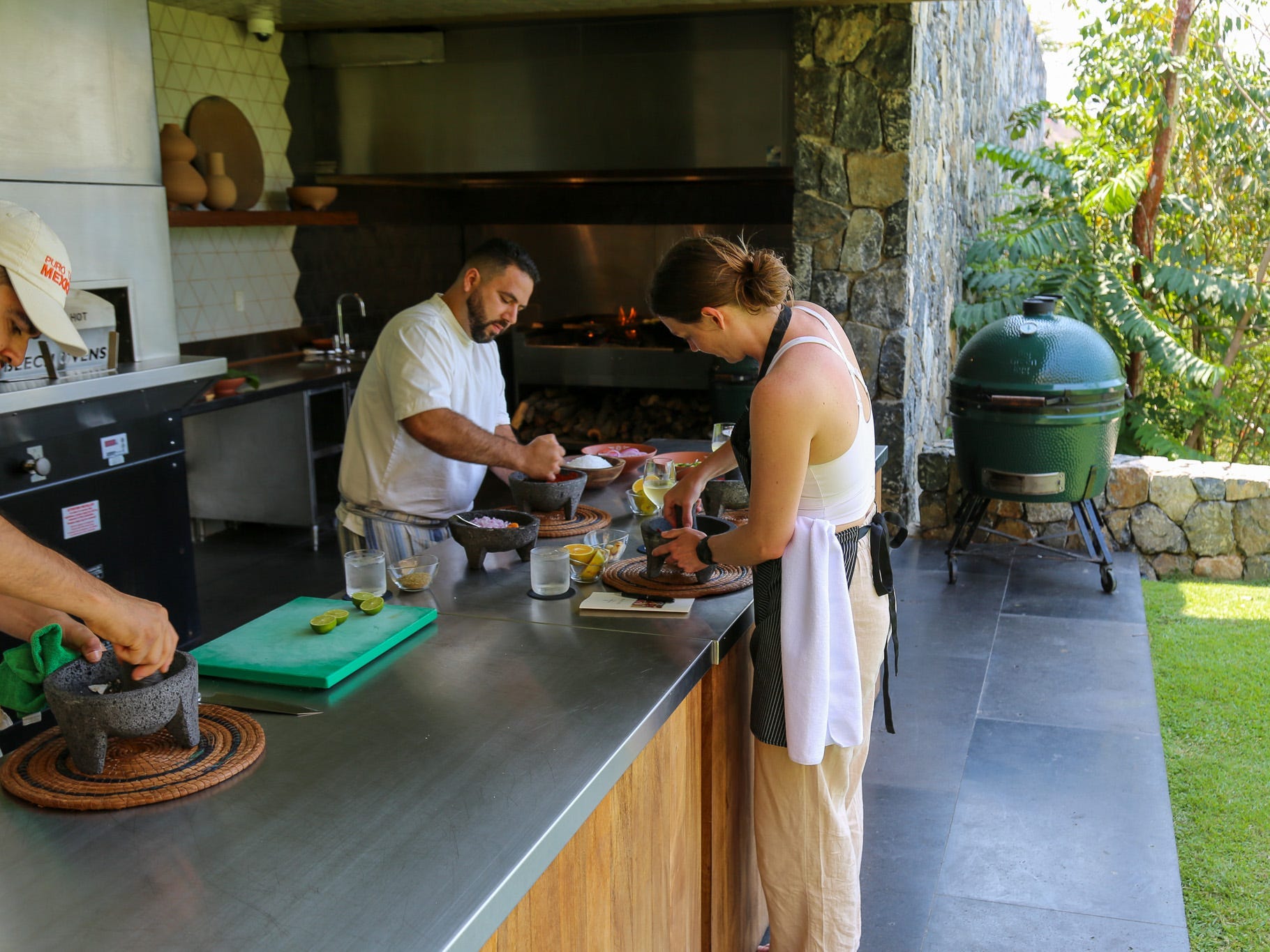 The author joined a free cooking class.
