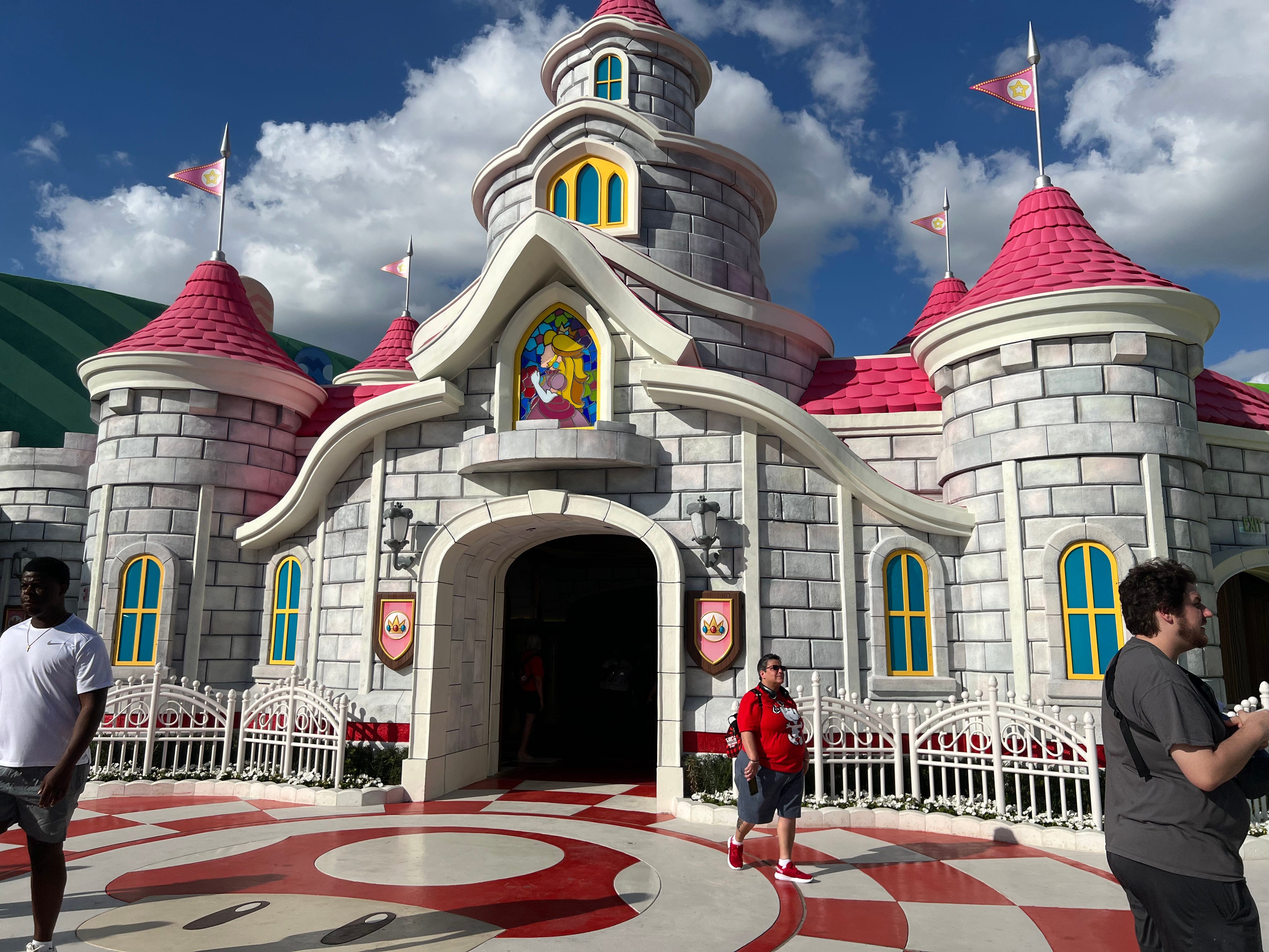 Princess Peach's castle in Super Nintendo World inside Epic Universe, the new Universal Orlando Resort theme park