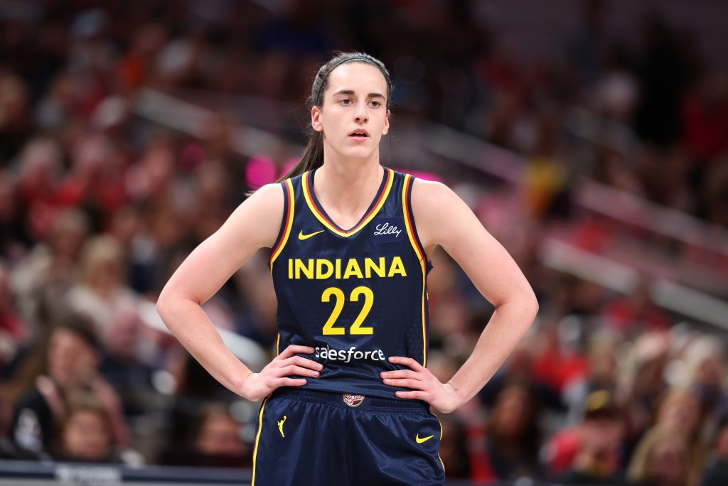 Caitlin Clark #22 of the Indiana Fever during the game against the Atlanta Dream at Gainbridge Fieldhouse on May 20, 2025 in Indianapolis, Indiana.