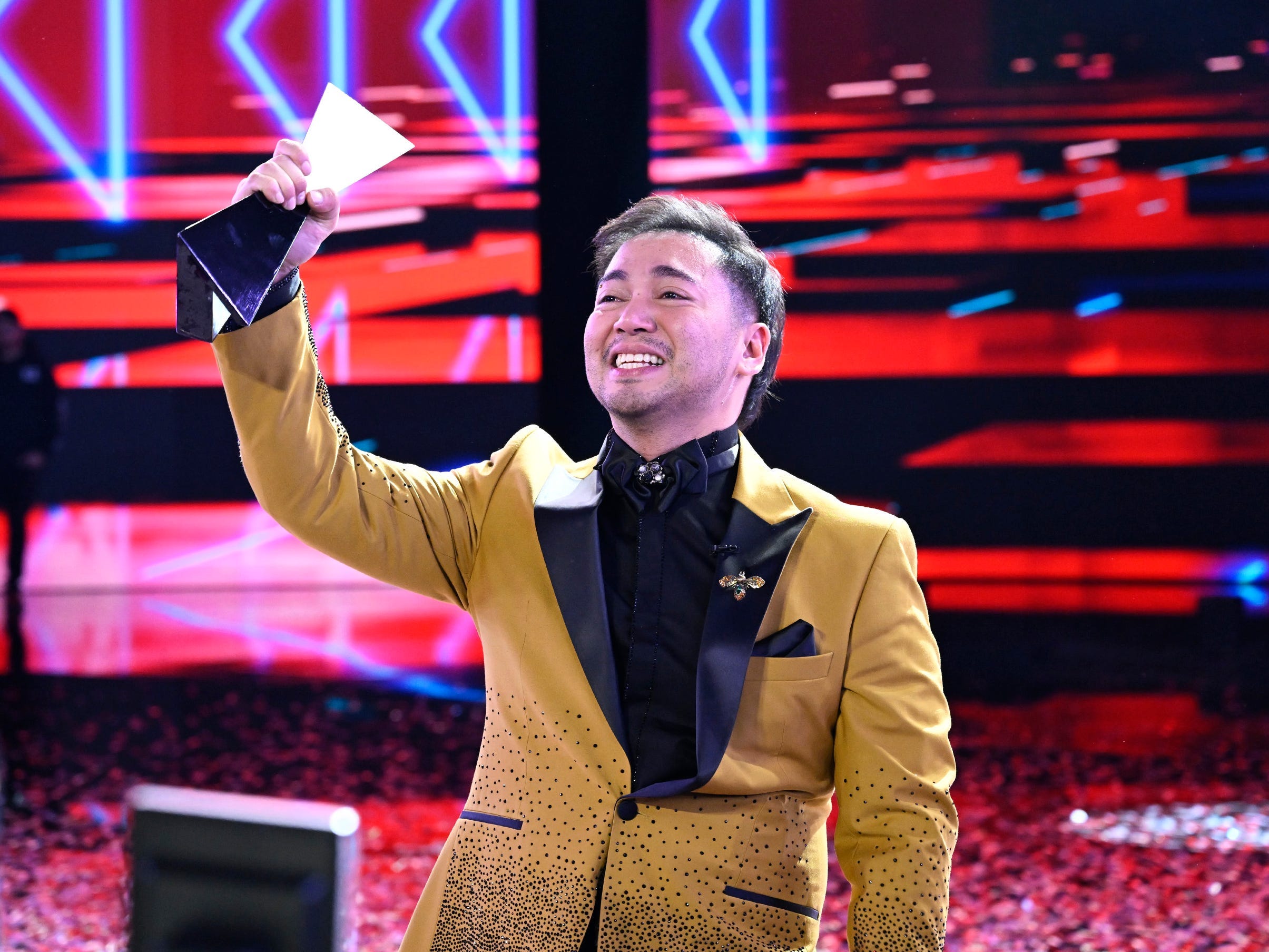 Sofronio Vasquez on "The Voice."