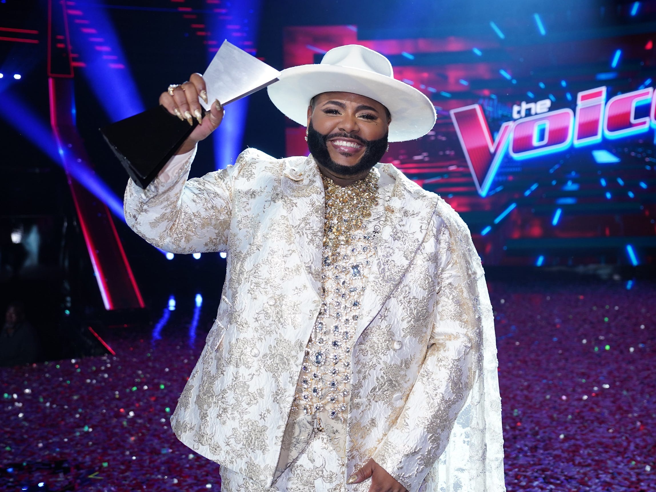 Asher HaVon on "The Voice."