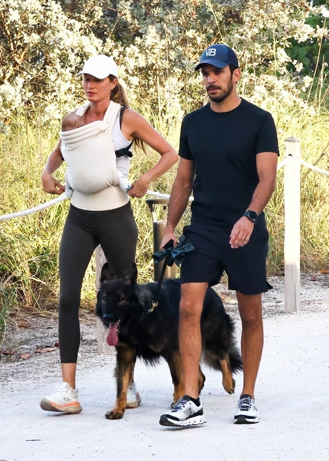 Gisele Bündchen wears Reebok sneakers while on a walk with her boyfriend Joaquim Valente in Miami.