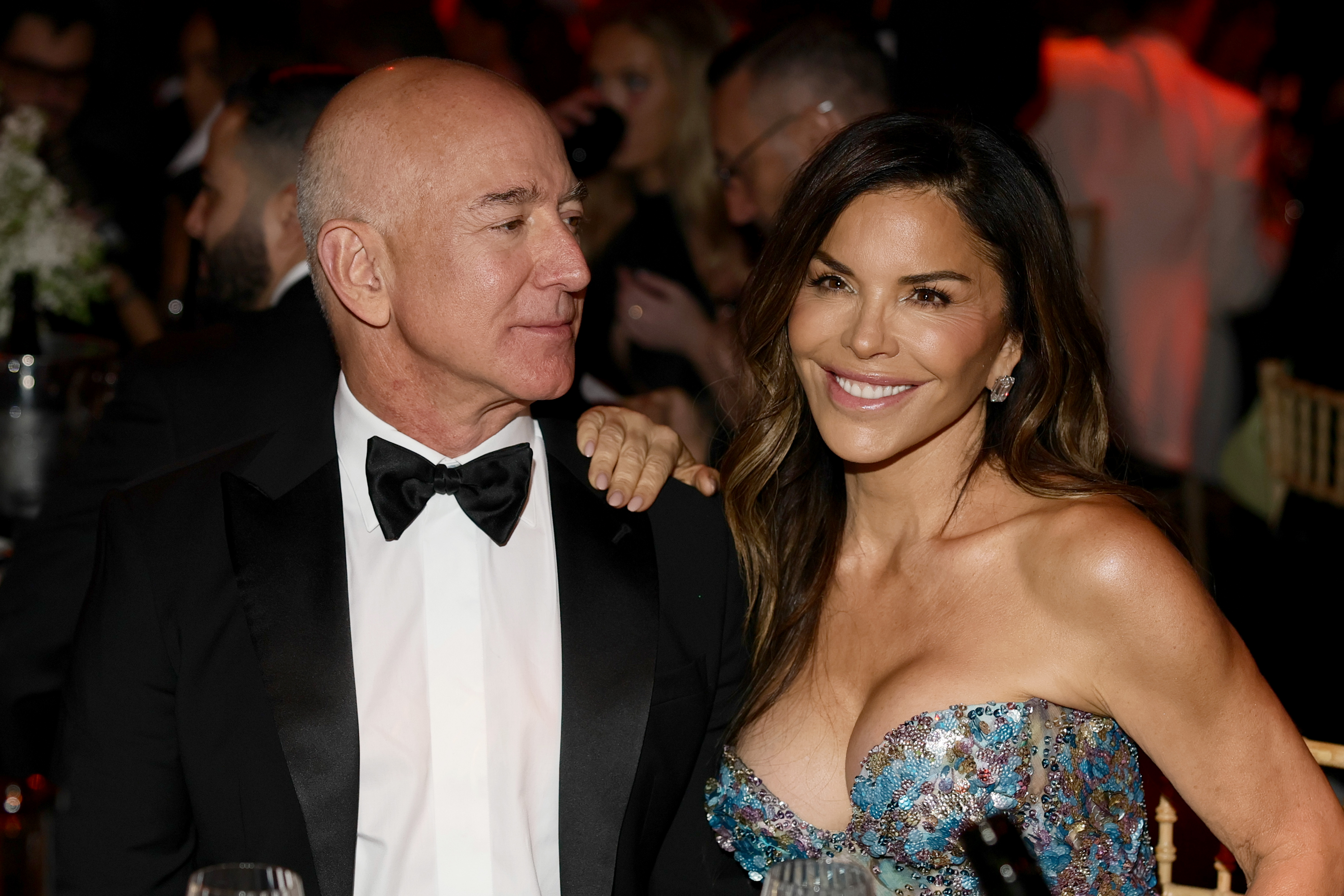 Lauren Sánchez and Jeff Bezos at the amfAR Gala.