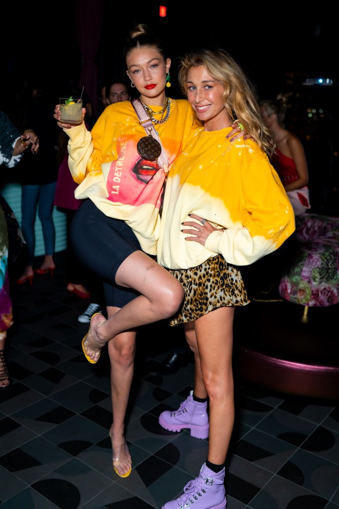 Gigi Hadid (L) and Marielle Hadid 