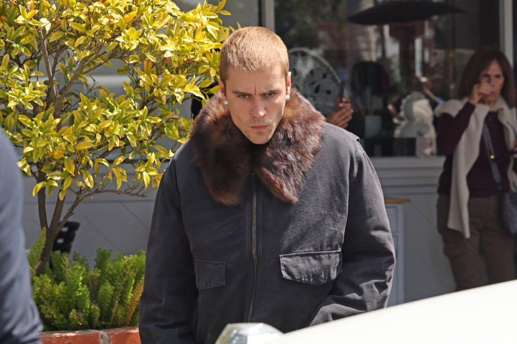 Justin Bieber making an angry face.