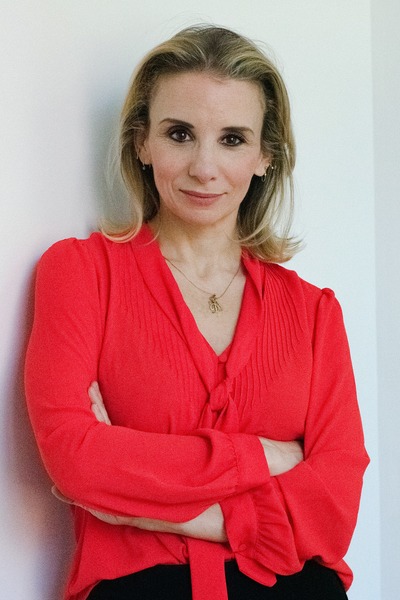 Portrait of real estate agent Sarah Saltzberg from Bohemia Realty Group