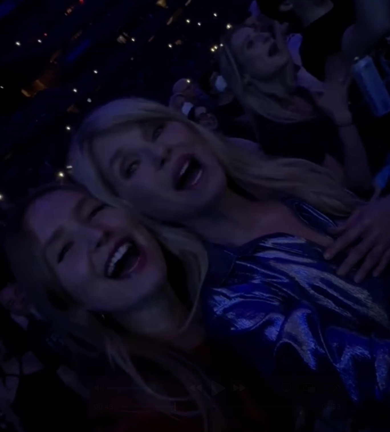 Christie Brinkley and Sailor Brinkley Cook at a Billy Joel concert.