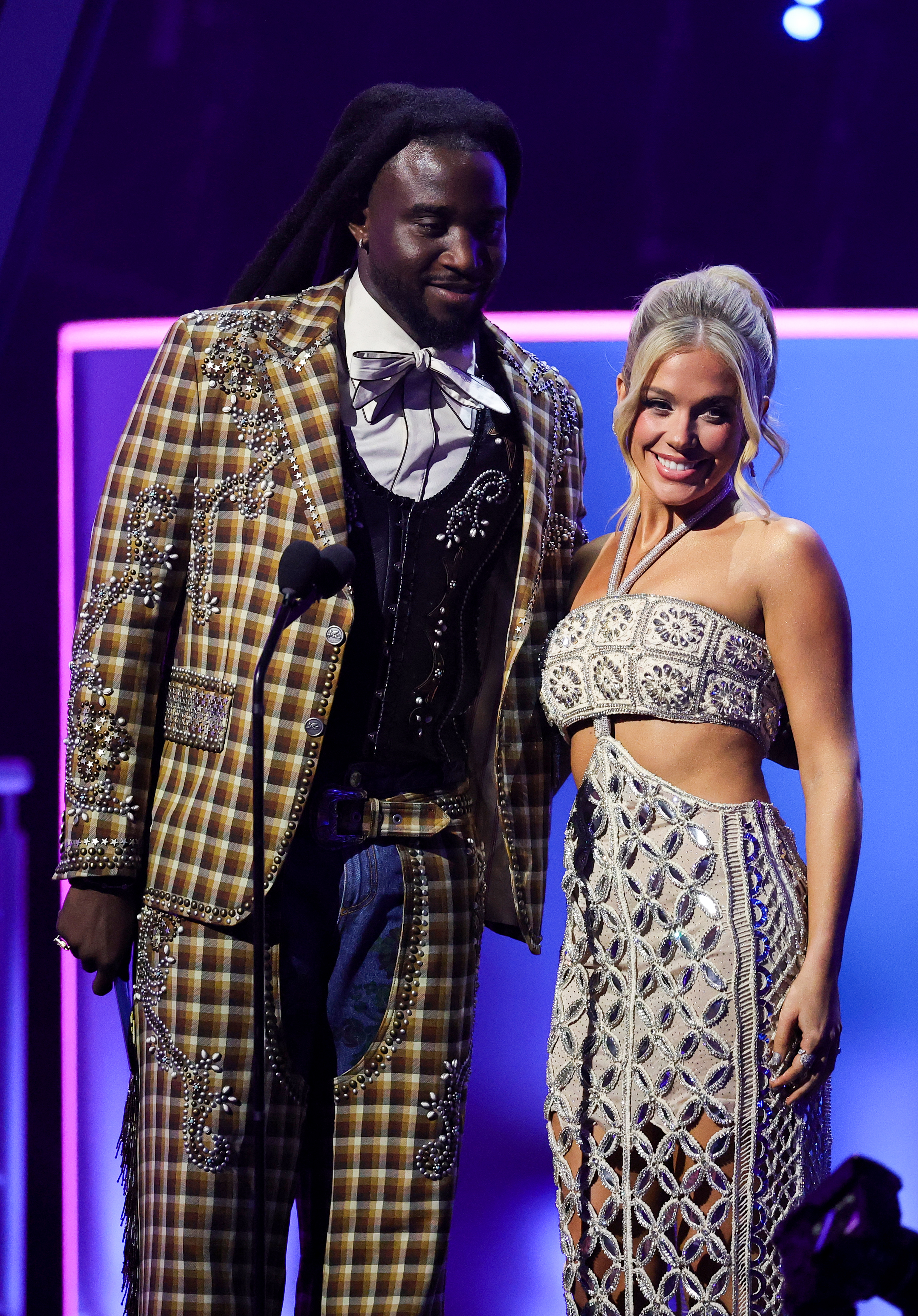 Shaboozey and Megan Moroney at the AMAs 2025