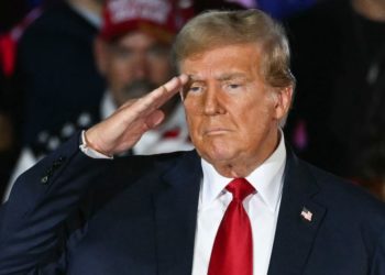 Paratroopers Set to Give Trump Birthday Gift During Army Parade
