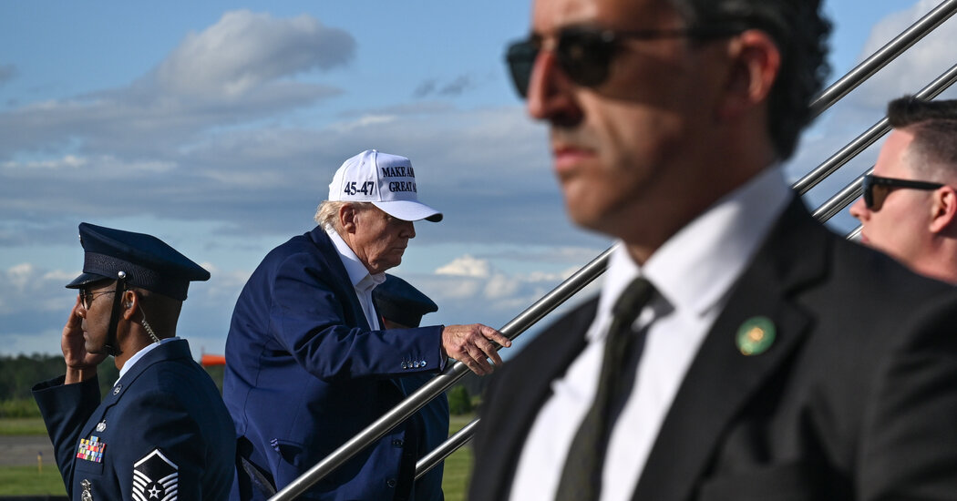 Trump Accuses Putin of ‘Playing With Fire’ as He Mulls Sanctions