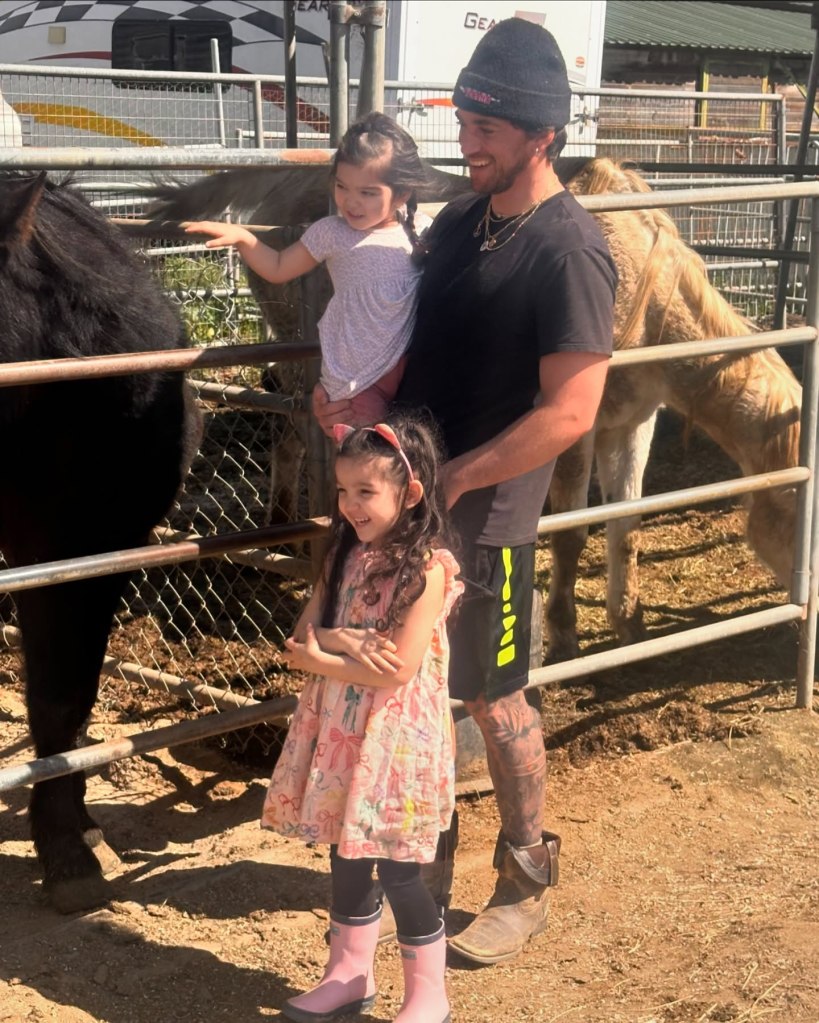 Alex Fine and daughters via Instagram in 2024