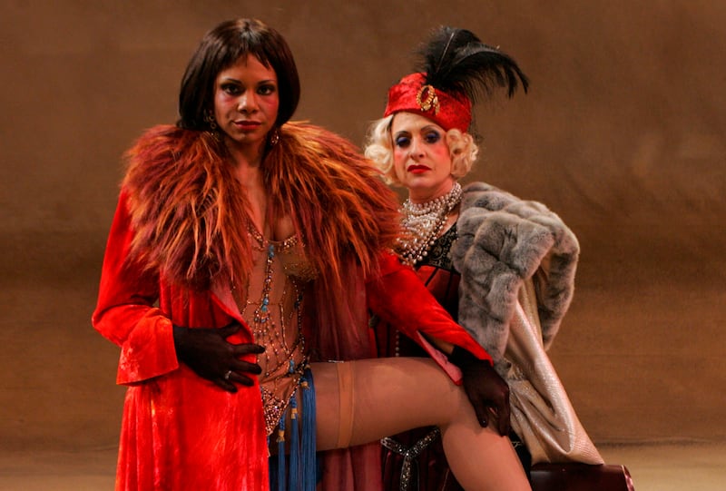 Audra MacDonald and Patti LuPone during a break in an LA Opera rehearsal of Mahagonny at the Dorothy Chandler Pavilion in Los Angeles Tuesday January 30, 2007. (Photo by Richard Hartog/Los Angeles Times via Getty Images)