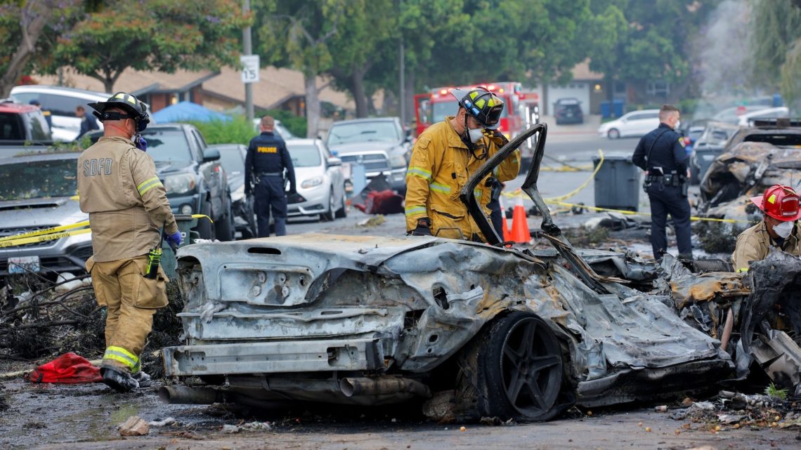 2 more victims of private jet crash in San Diego identified by coroner