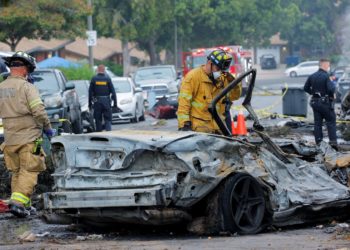 2 more victims of private jet crash in San Diego identified by coroner