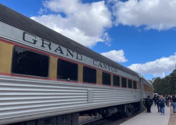 I ditched my car and hopped on a train to the Grand Canyon. Getting there took twice as long, but the $80 ride was worth it.