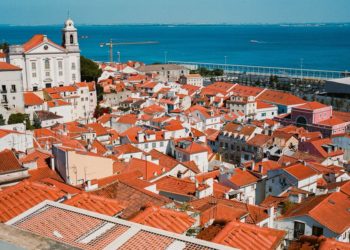 I visited Portugal for the first time. I had a great vacation, but these 3 things would’ve made my trip even better.