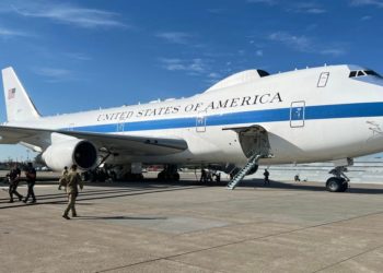 See inside the E-4B ‘Nightwatch,’ nicknamed the ‘doomsday plane’ for its ability to help US presidents survive nuclear war