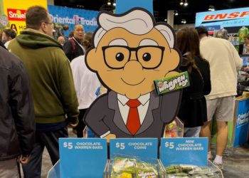 Trucker hats, squishy toys, and copious candy: Weird and wonderful finds at Warren Buffett’s ‘Bazaar of Bargains’