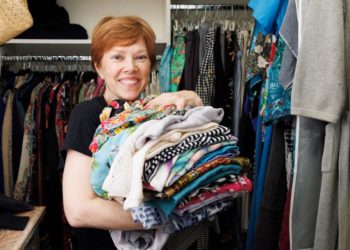 How an entrepreneur found her niche: Boomers who need to get rid of their stuff