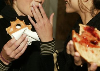 Carbs can help you live longer — if you eat the right ones, a new study suggests