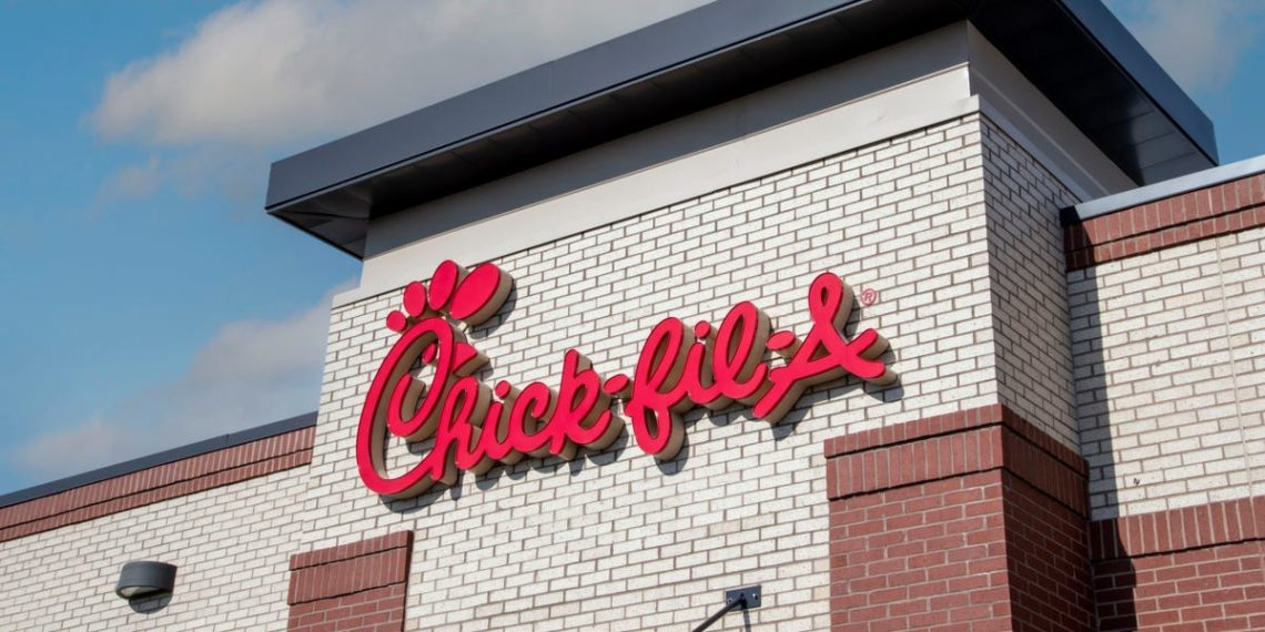 What it costs to open 12 of the biggest fast food chains in the US, from Chick-fil-A to McDonald’s