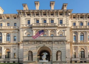 Look inside the Breakers, a 70-room, 138,300-square-foot mansion that belonged to one of America’s wealthiest Gilded Age families