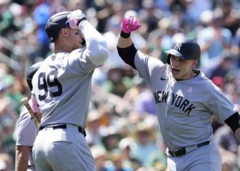 Aaron Judge gets 4 hits to raise his average to .409 and the Yankees beat the A’s 12-2