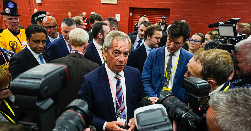 After 100 Years, Britain’s Two-Party Political System May Be Crumbling