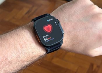 Apple ditches Apple Watch camera plans because it was a terrible idea
