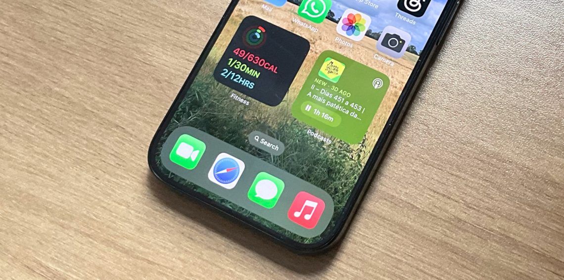 Apple’s iOS 26 rebrand suggests it’s dodging the AI race, not leading it