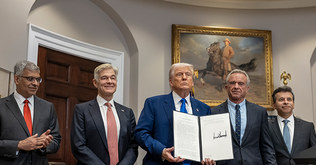 Breitbart Business Digest: Trump’s MFN Drug Price Plan and the Trade War in Pharma Lab Coats