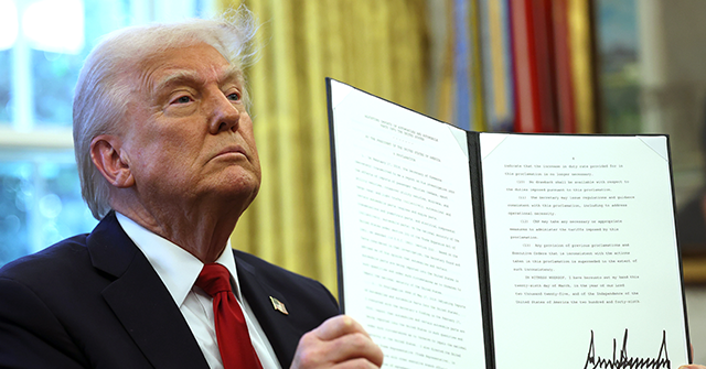 Breitbart Business Digest: Trump’s Tax Cuts Will Not Cause a Surge in the Trade Deficit